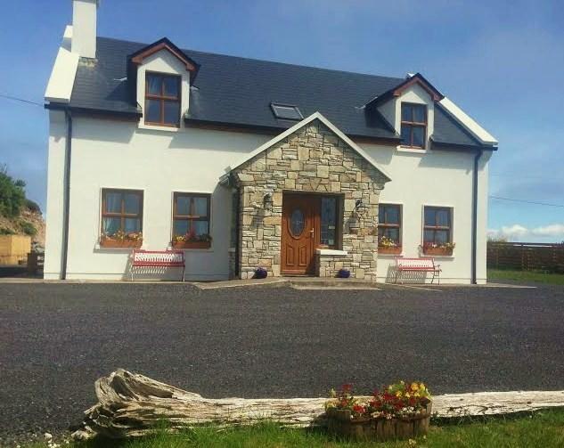 Bed and Breakfast Achill Water'S Edge Doogort Екстер'єр фото
