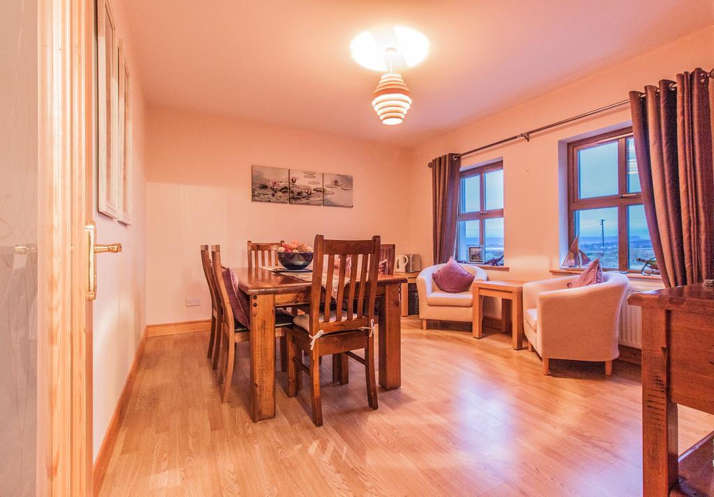 Bed and Breakfast Achill Water'S Edge Doogort Екстер'єр фото